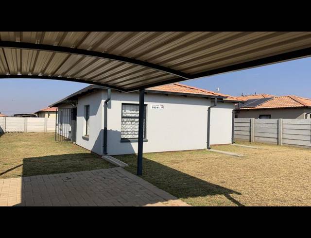 3 BEDROOM HOUSE FOR SALE IN PROTEA GLEN